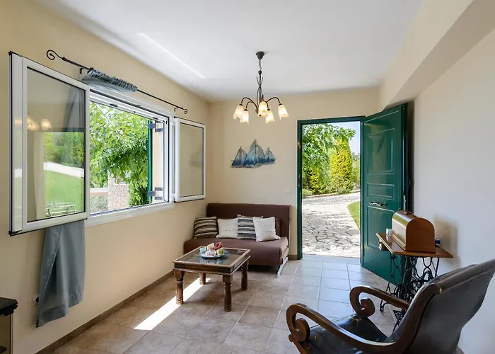 Myrtoan Pelagos Villa